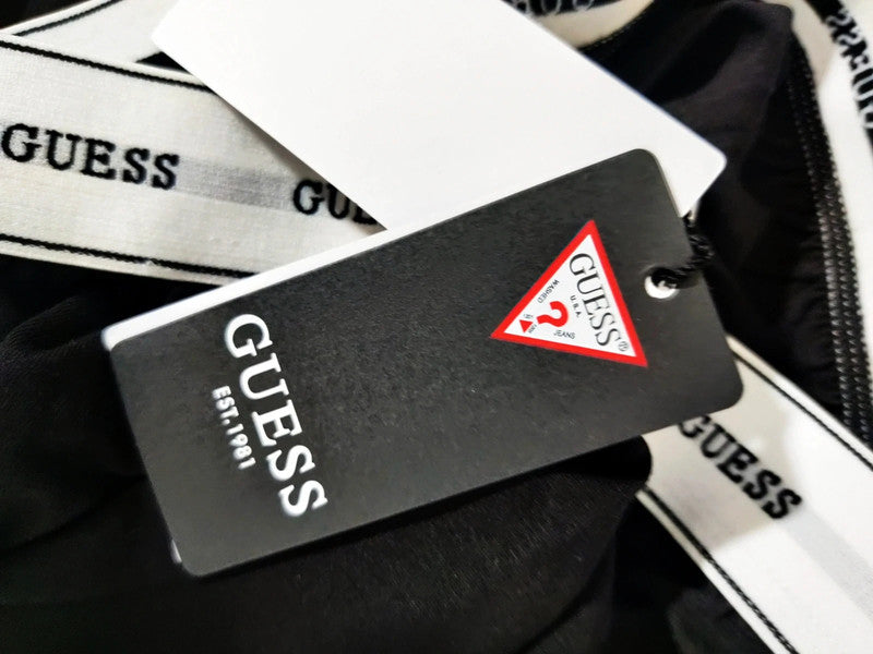 Guess Pantalón Negro con Logos