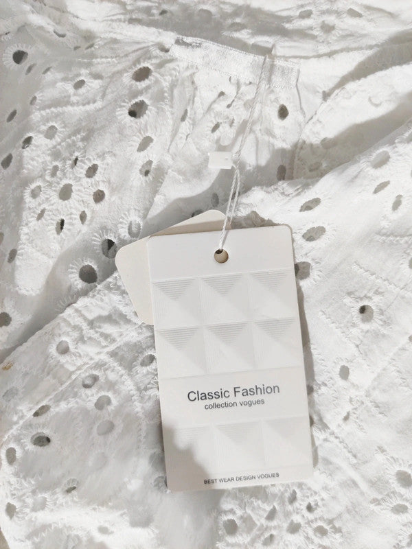 Classic Fashion Bordado Perforado