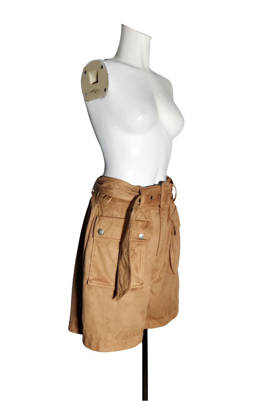 Guess Pantalón Corto en Antelina Beige